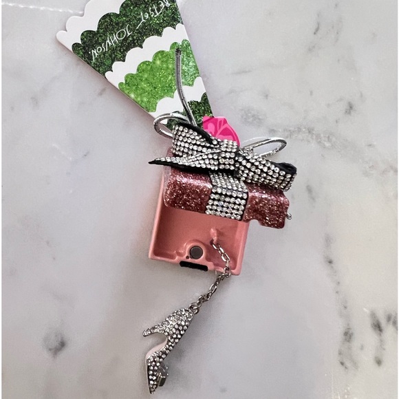 New Betsey Johnson Pearl Crystal Present Convertible Ornament Short  Necklace - Picture 14 of 16